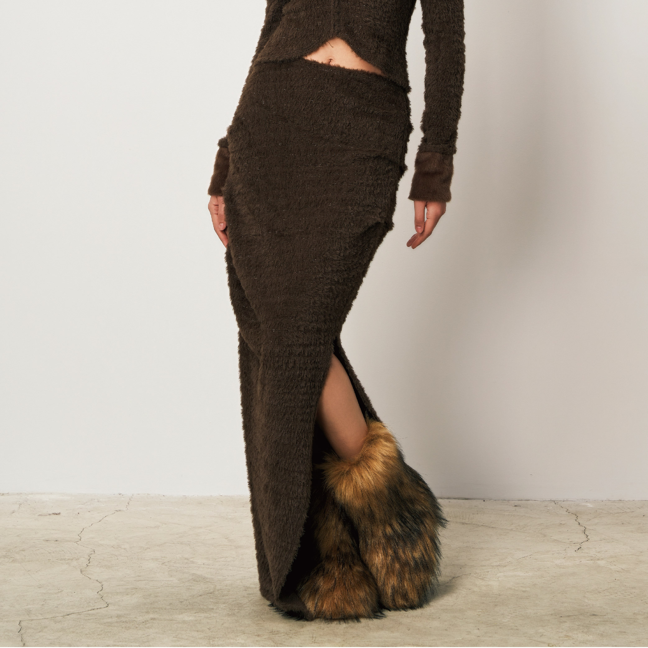 「复古闪耀」咖色抽褶细节针织半裙 弹力针织直筒修身 显高显瘦