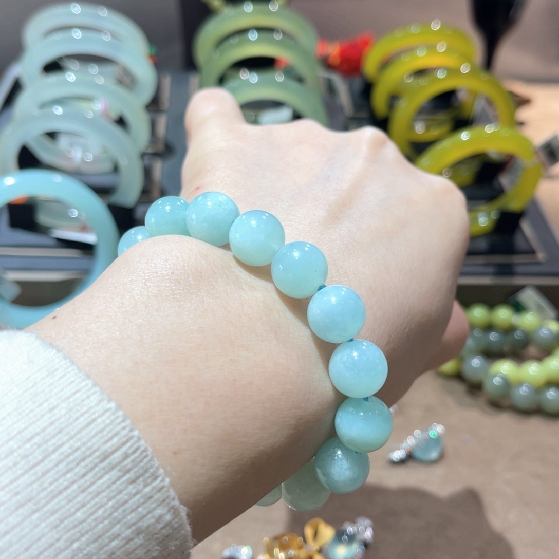 岫玉手镯未镶嵌手镯