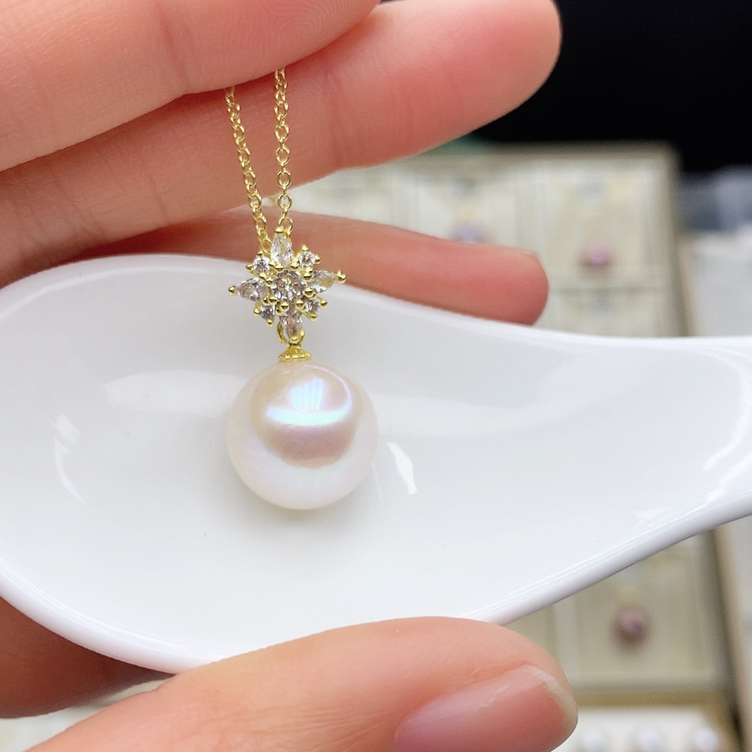 淡水珍珠颈饰合金
