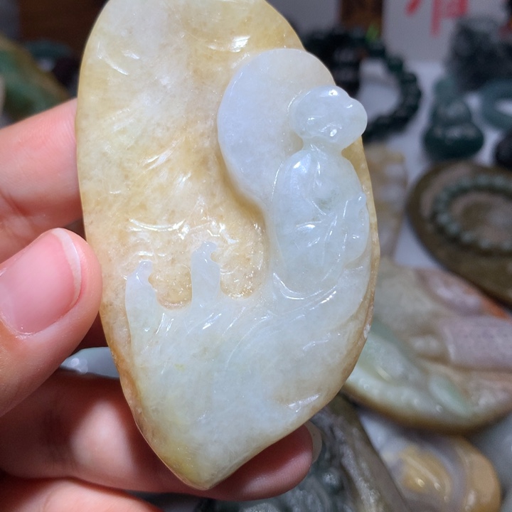 翡翠未镶嵌颈饰保真天然A货翡翠