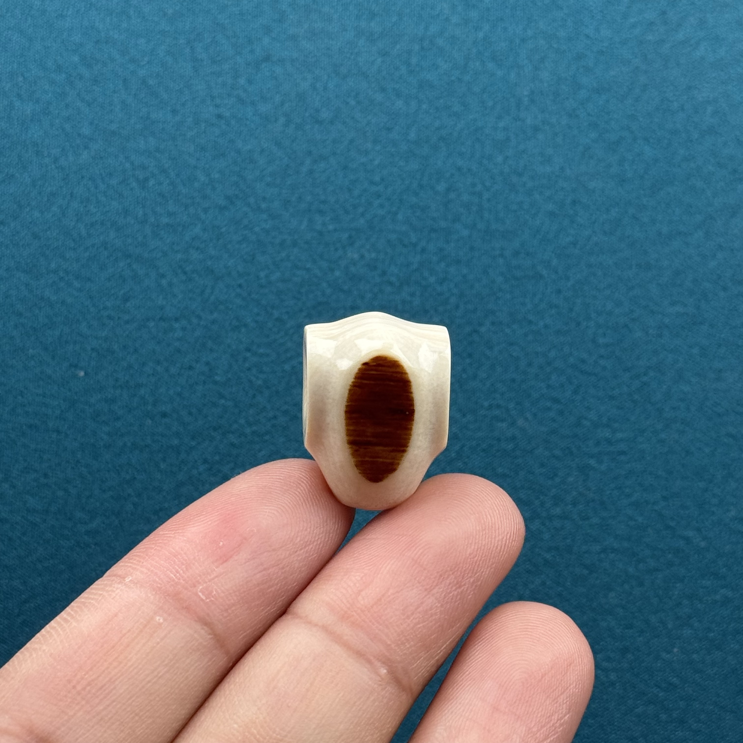 S64-20天然猛犸牙黄金瞳鲨鱼背三通14.5*19.4mm支持复检假一罚十