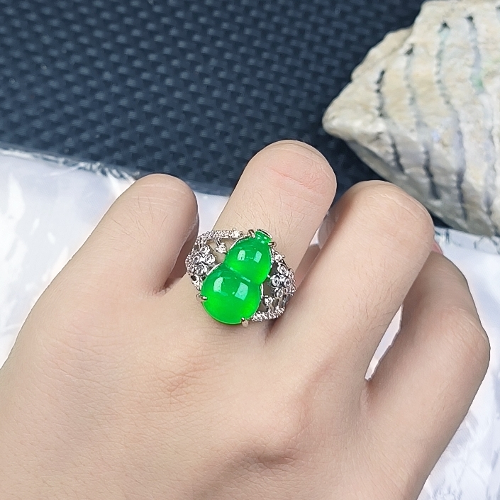 （聚宝严选）B28绿新葫芦戒指妈妈款精致精美百搭时尚