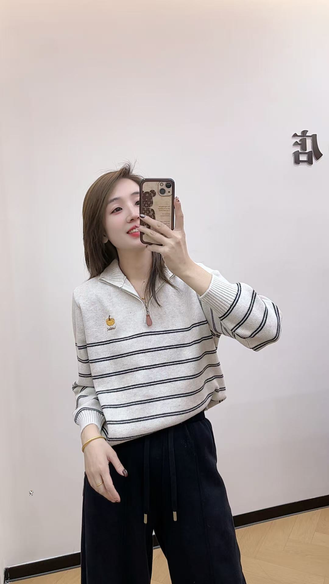 小薇家 【南瓜】516冬季时尚复古半拉链条纹刺绣南瓜休闲毛衣