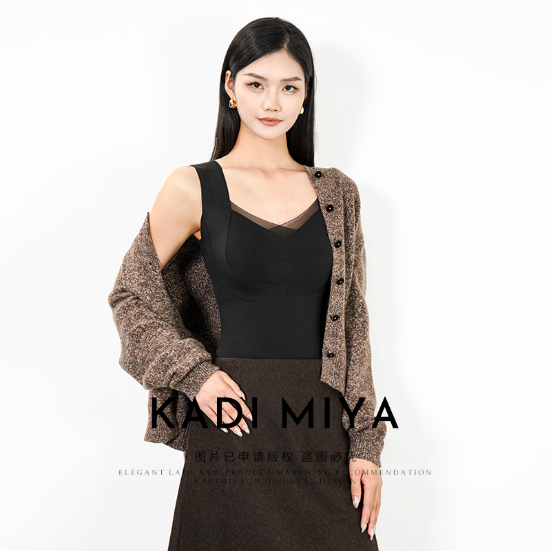 KADIMIYA【小奶皮】自带胸垫内衣内搭粉底液加绒美背防走光文胸背心