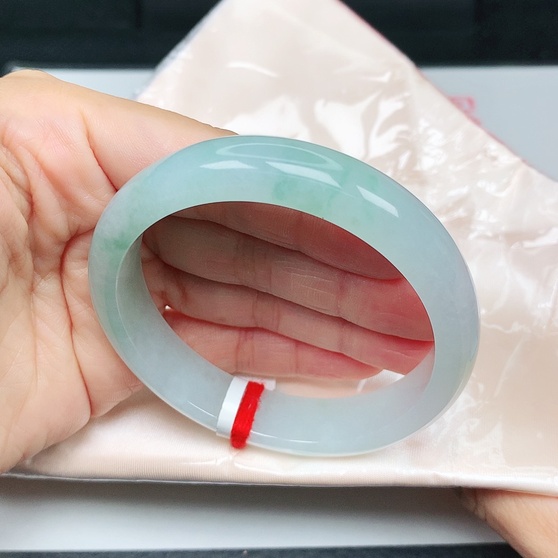 未镶嵌手镯翡翠飘绿花18