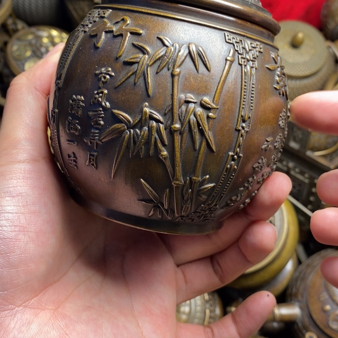 精美铜器做工精良