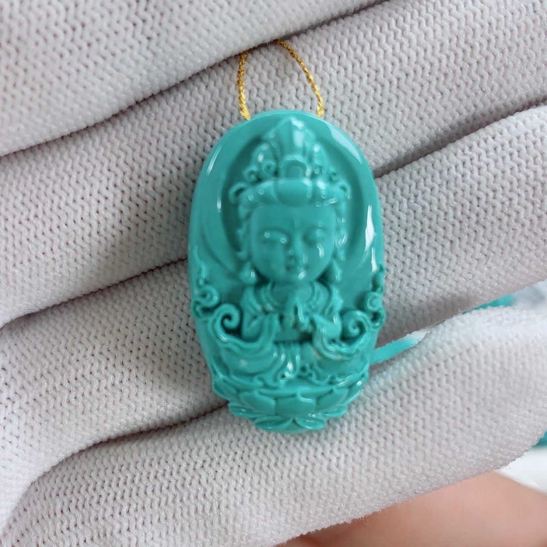 绿松石颈饰未镶嵌