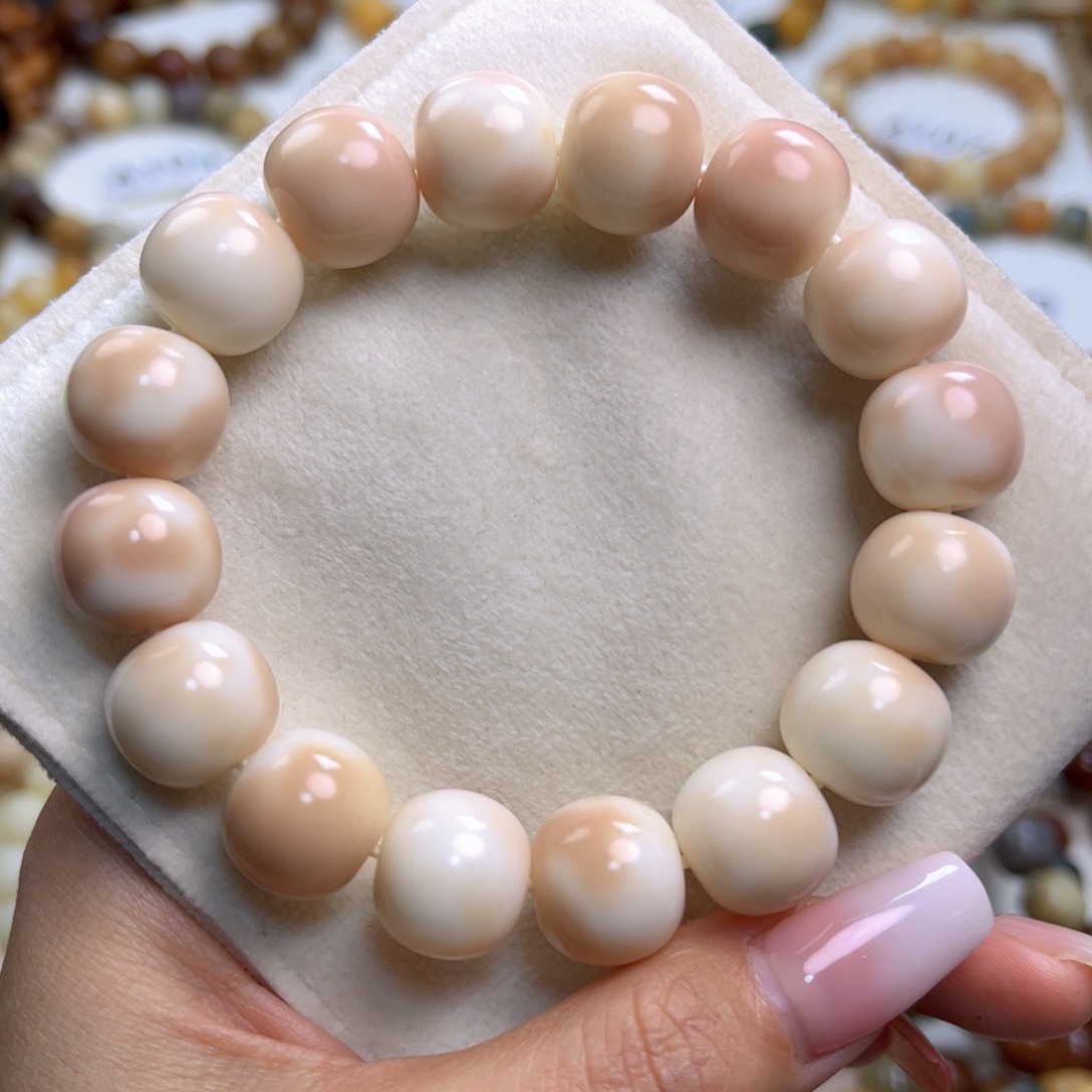 菩提根/象牙果手串月****星新款干磨微瑕粉漂