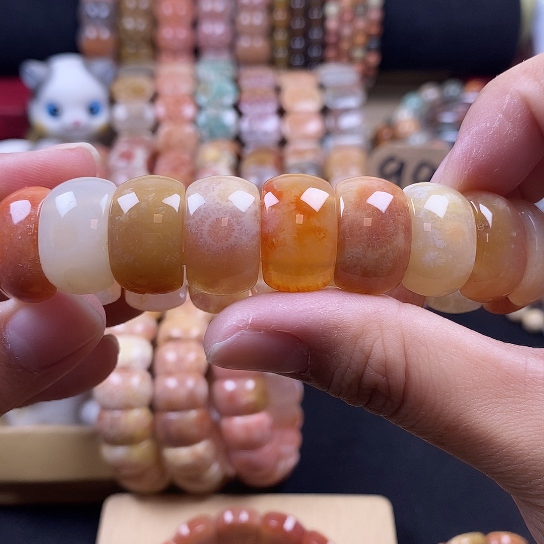 硅化珊瑚（珊瑚玉）未镶嵌手牌冰飘花 16