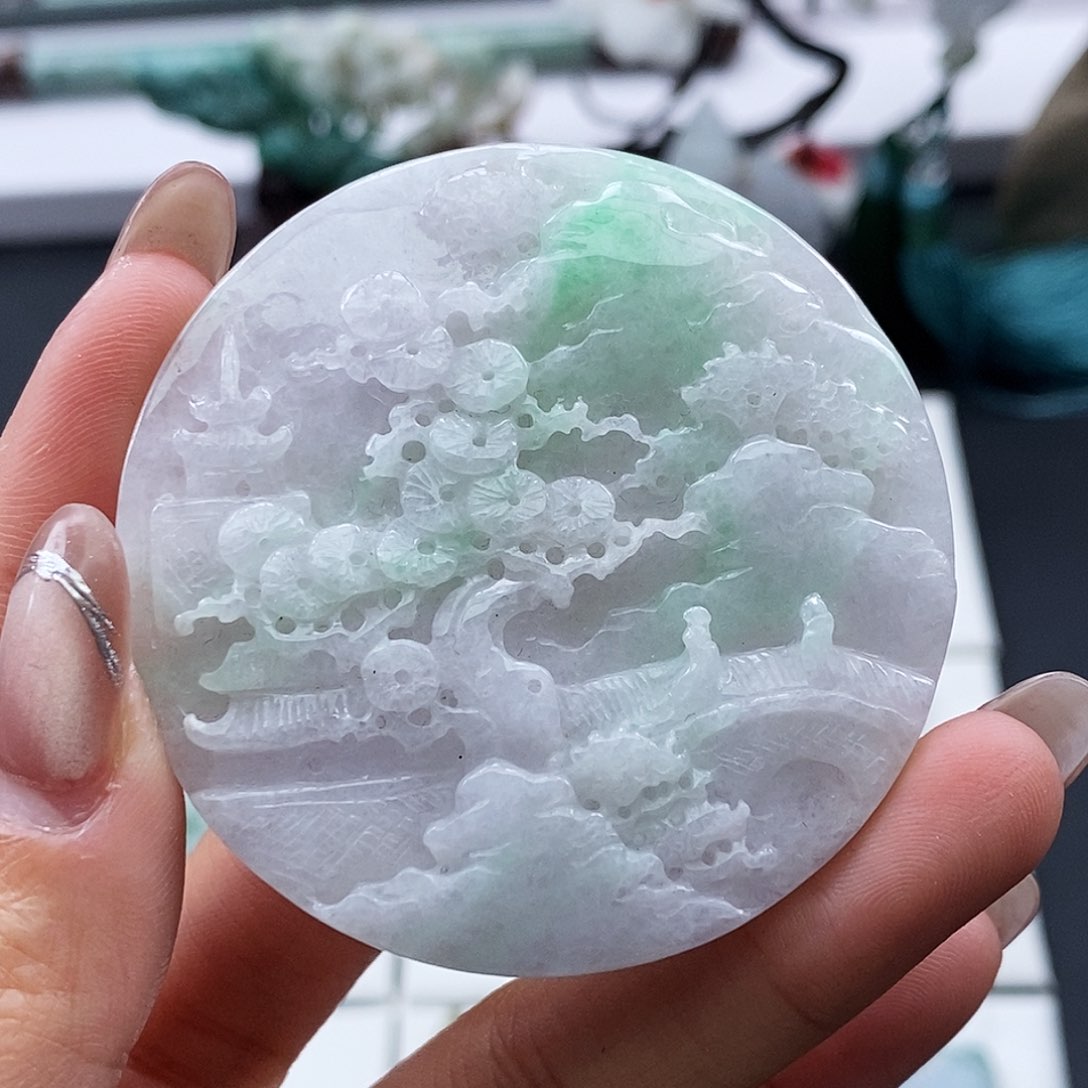 翡翠颈饰未镶嵌翡翠