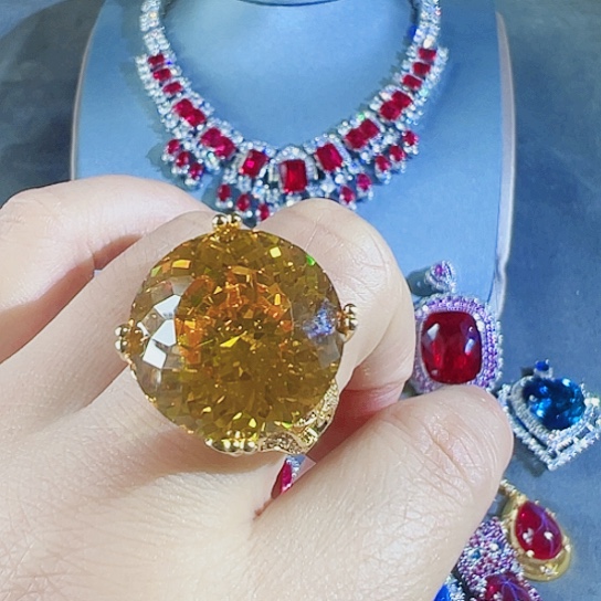 红宝石戒指未镶嵌