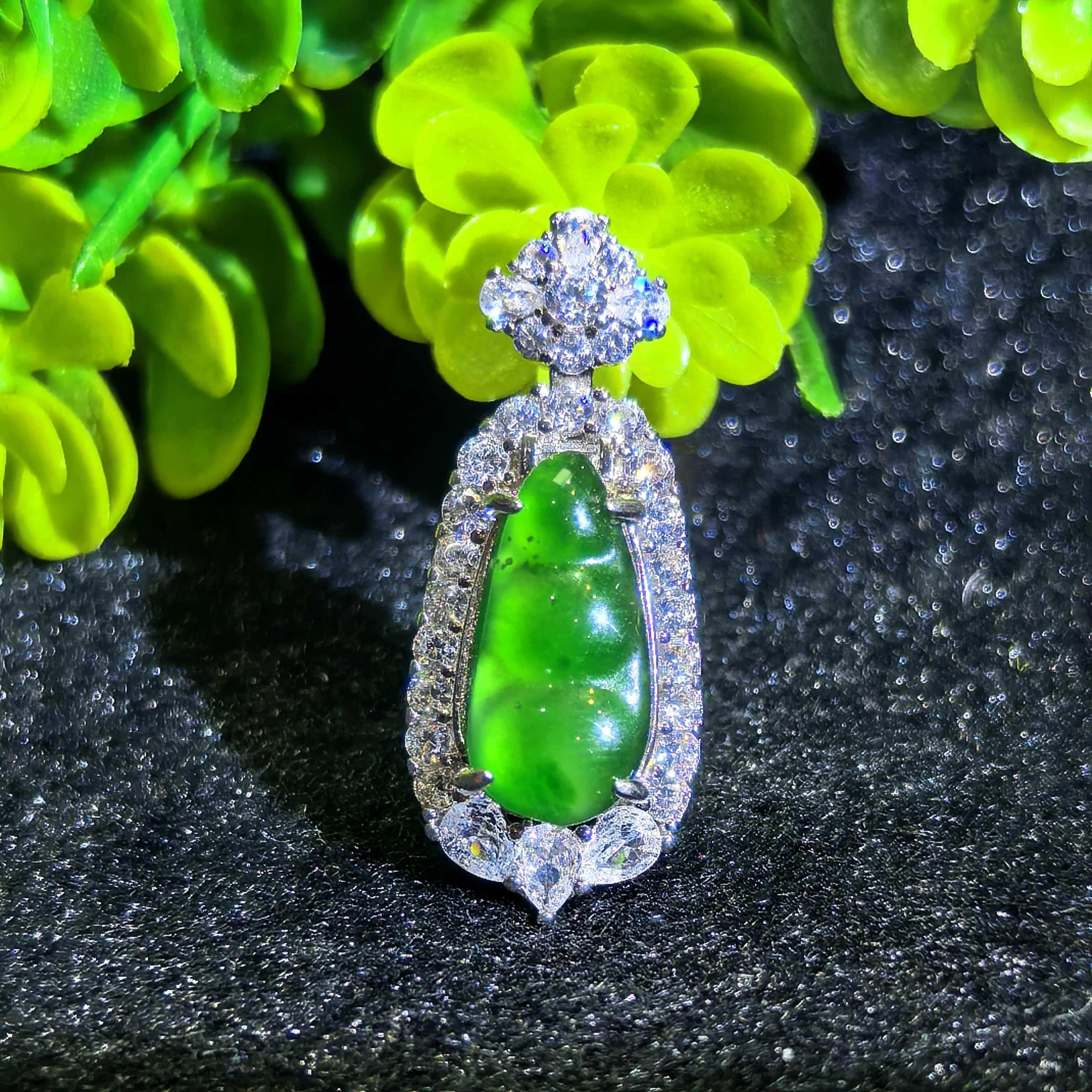 江德洋珠宝AT5315翡翠A货绿豆子吊坠-配麻花链-送礼佳品