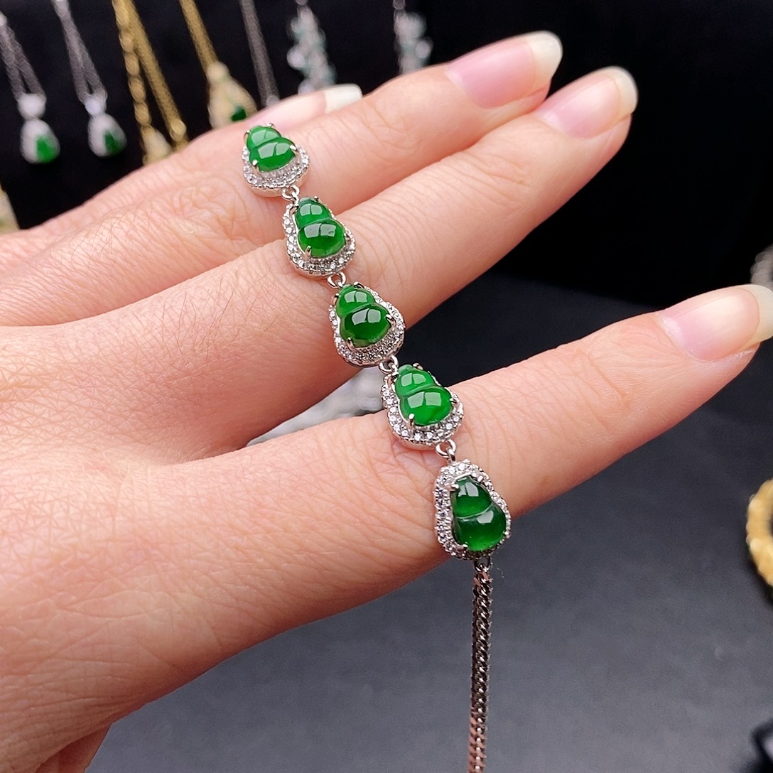 唐***椋翡翠银S925镶嵌戒指