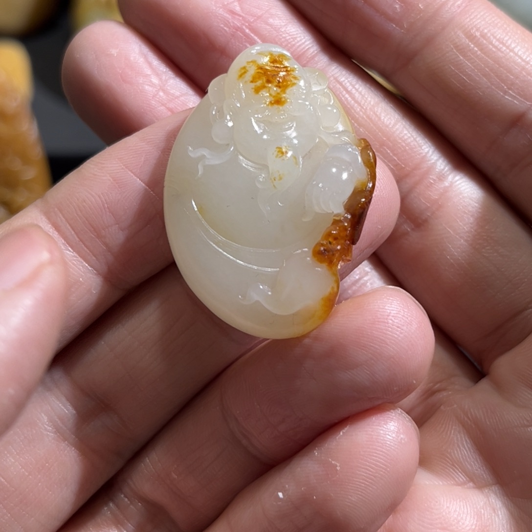 和田玉颈饰未镶嵌文财神