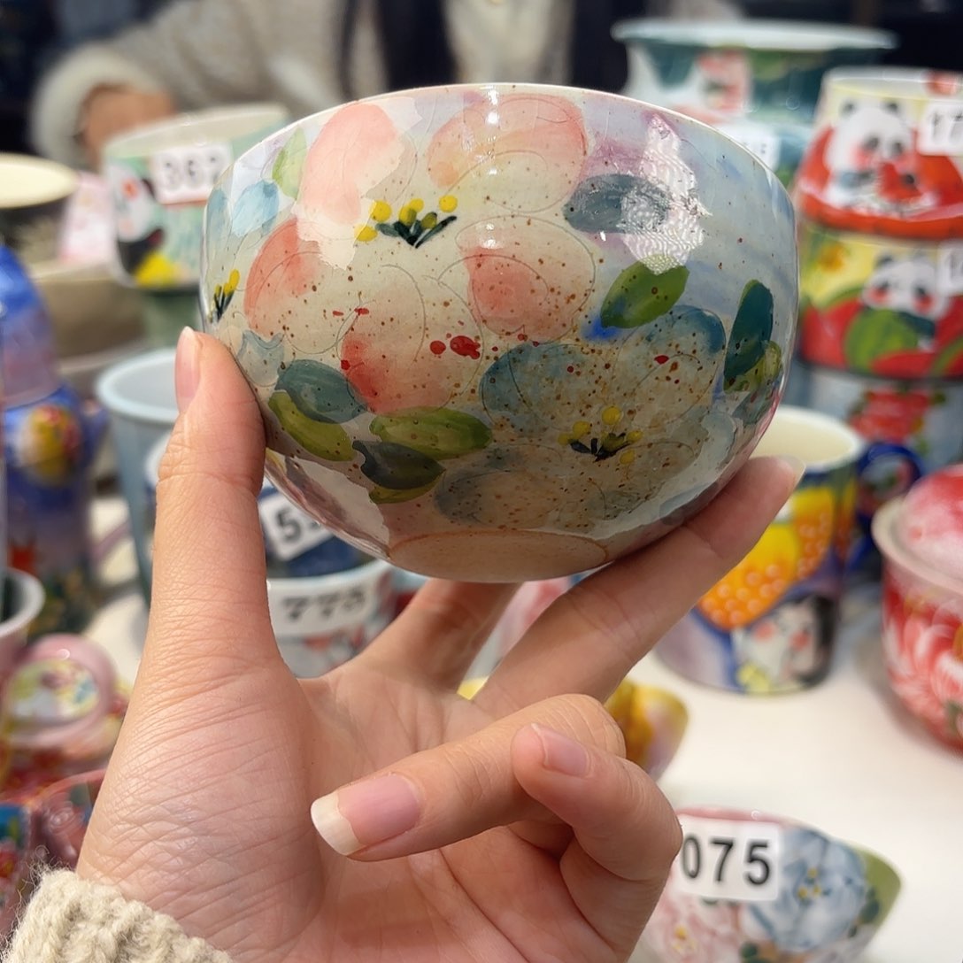 瓷片兔兔好可爱呀打