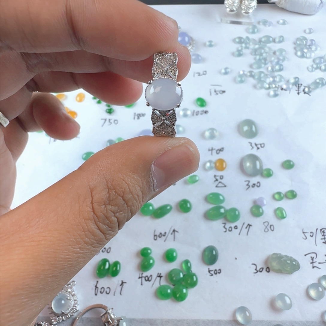 翡翠戒指银S925镶嵌缅甸天然翡翠