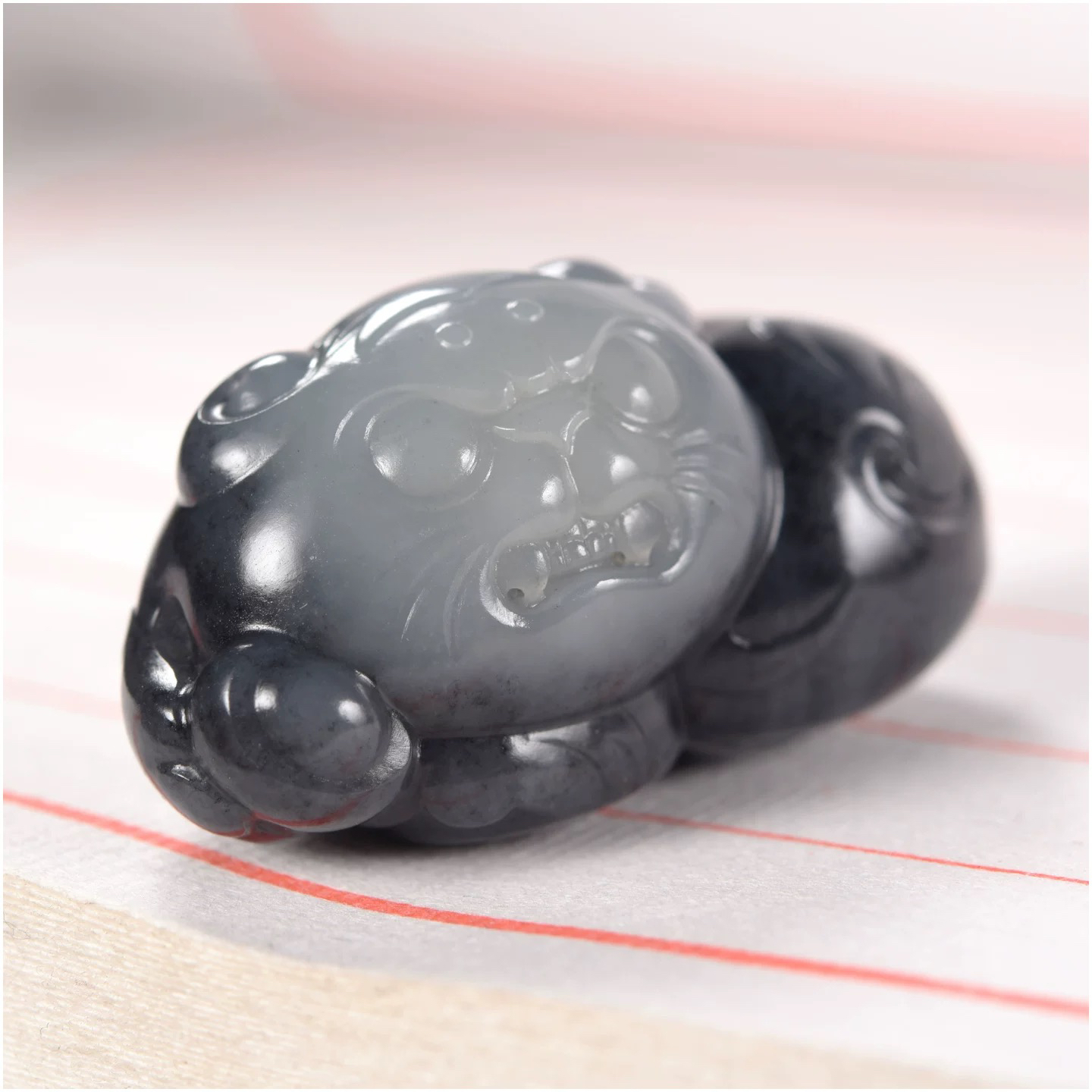 【虎37g】新疆和田玉青花挂件天然苏工萌生肖虎吊坠