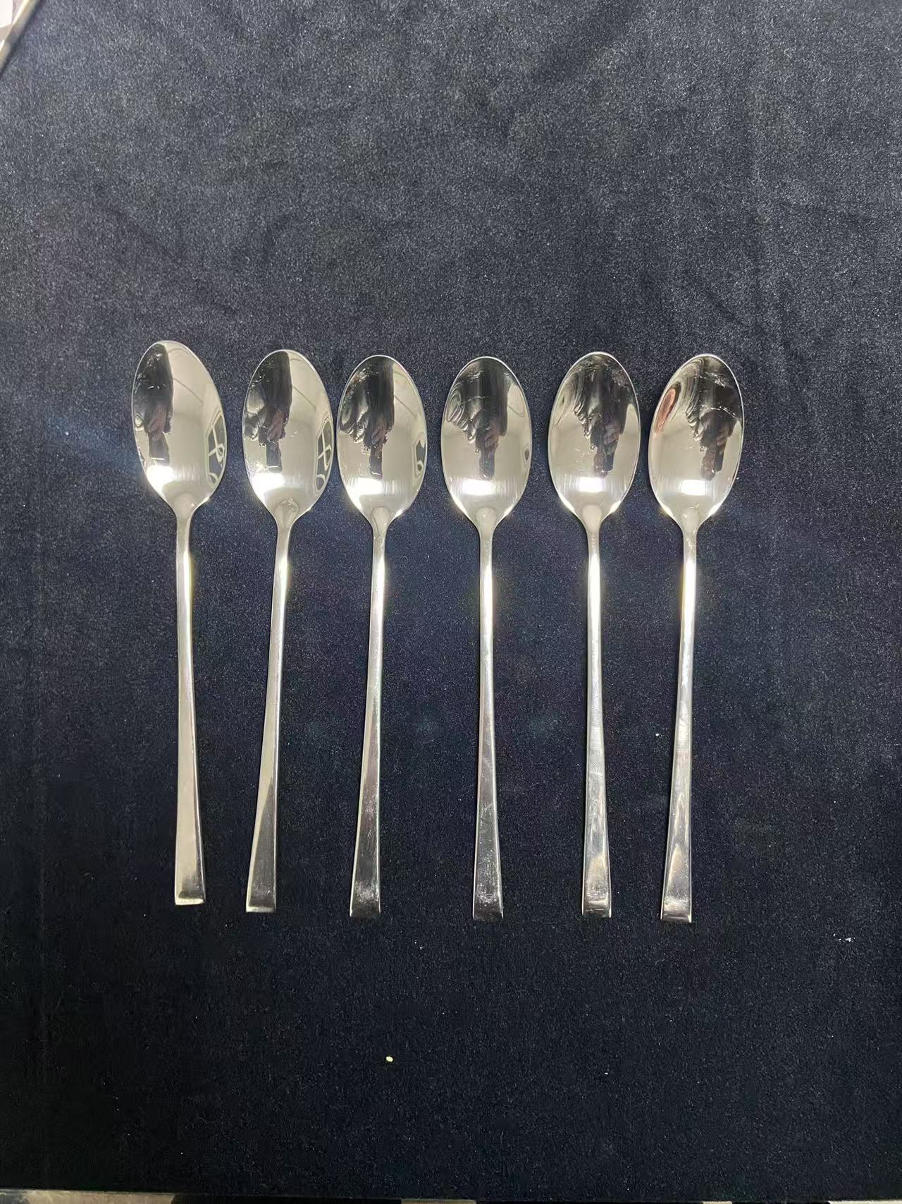 源头厂家复古不锈钢餐具出口品质刀叉福利勺子家用长柄汤匙