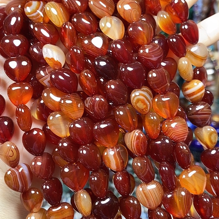 玛瑙/玉髓未镶嵌珠宝半成品缠丝玛瑙爱心卡12mm一条