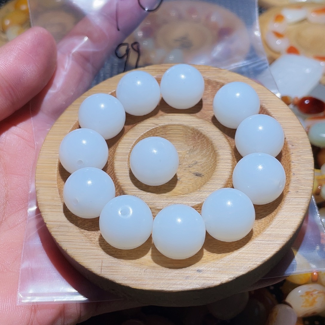 未镶嵌和田玉（子料）珠宝奇石F****r