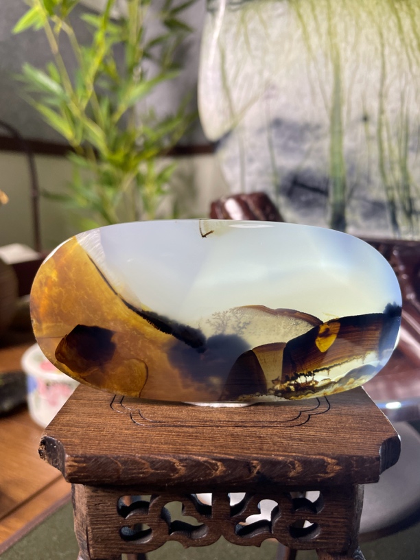 鸟鸣涧水墨风景画面石奇石