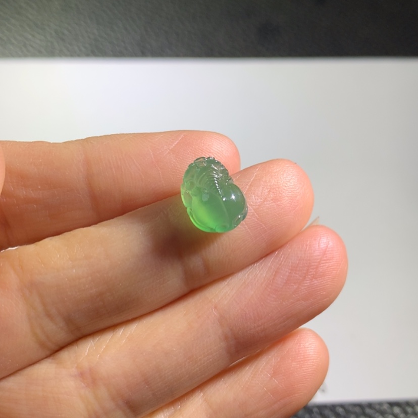 【闪购商品】翡翠吊坠(不含链)未镶嵌