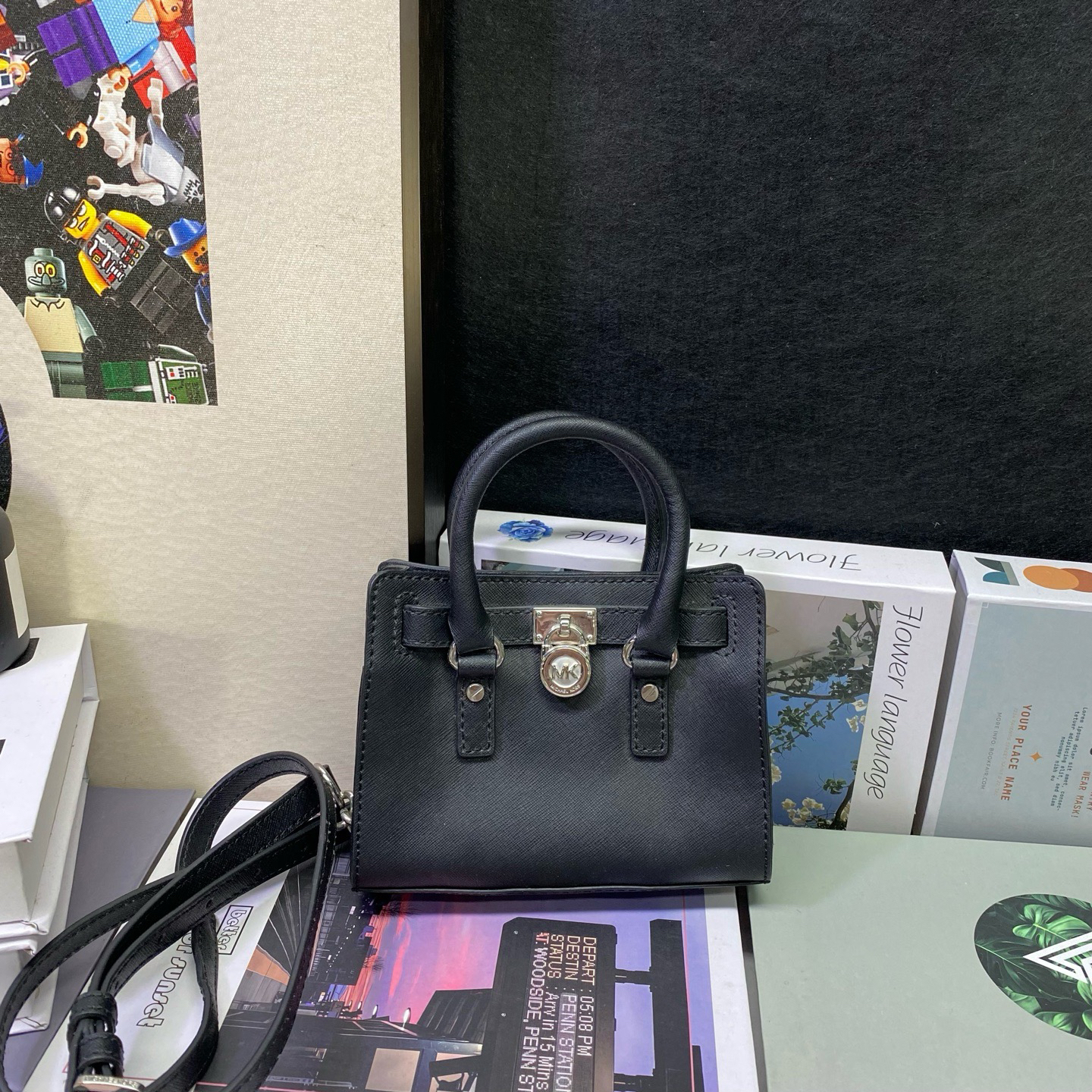 95新 MICHAEL KORS/迈克高仕 23554斜挎包16*12