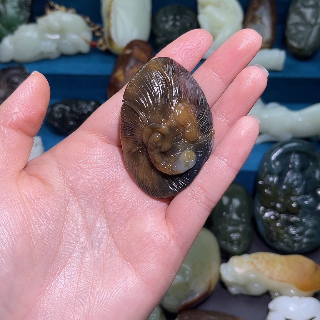 和田玉未镶嵌挂件