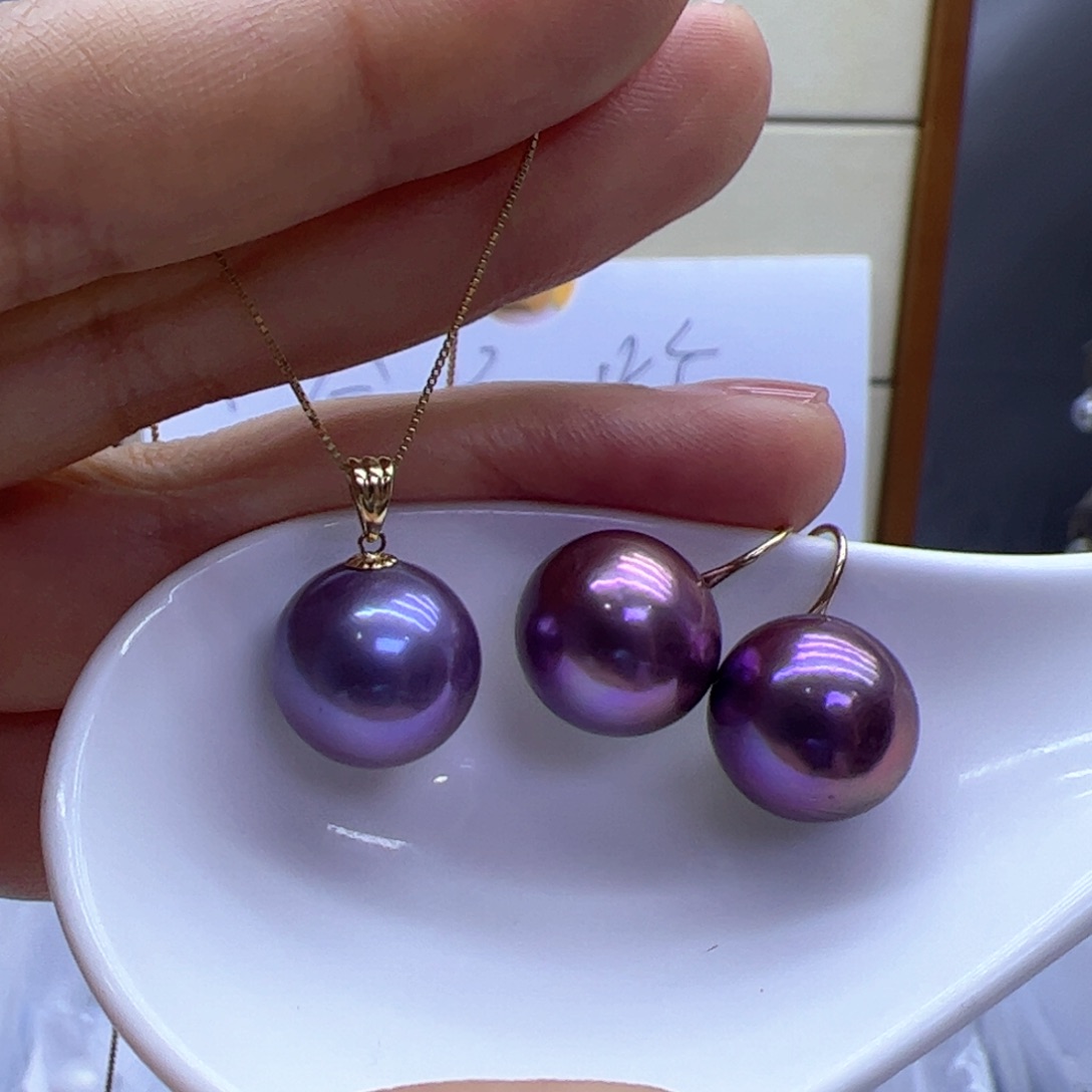 淡水珍珠吊坠(赠链)18K金镶嵌