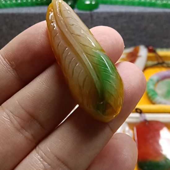 未镶嵌挂件翡翠翡翠