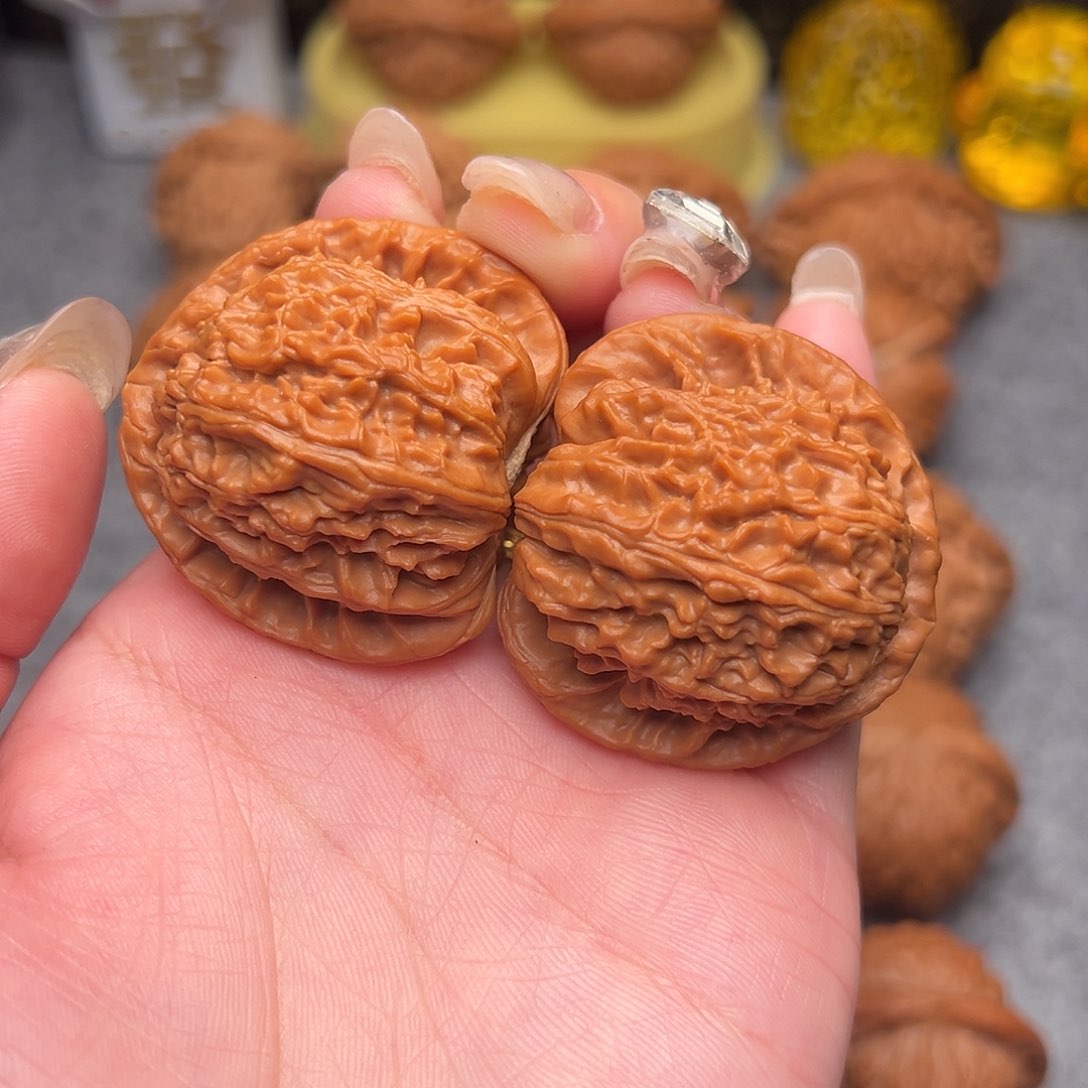 把件文玩核桃毕业精品精配三角白39全品