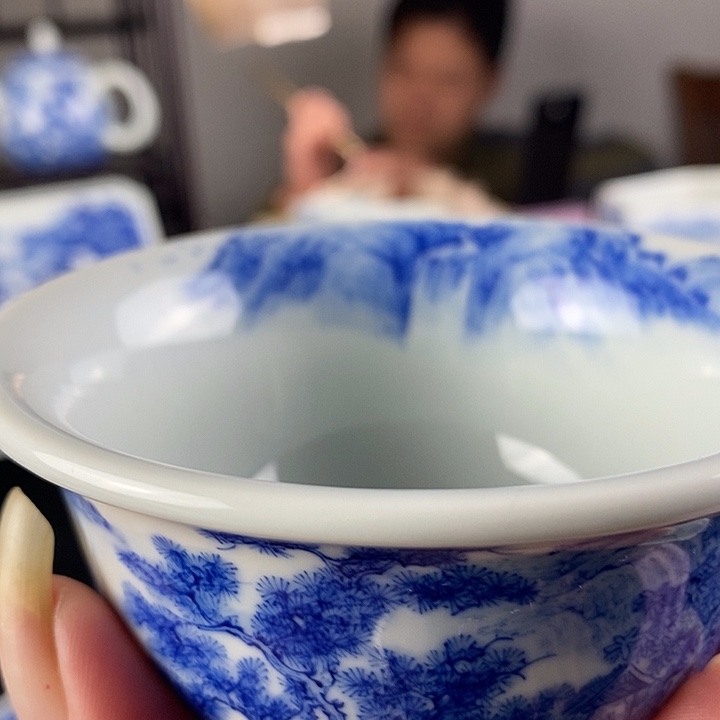 陶景德镇手工手绘青花山水