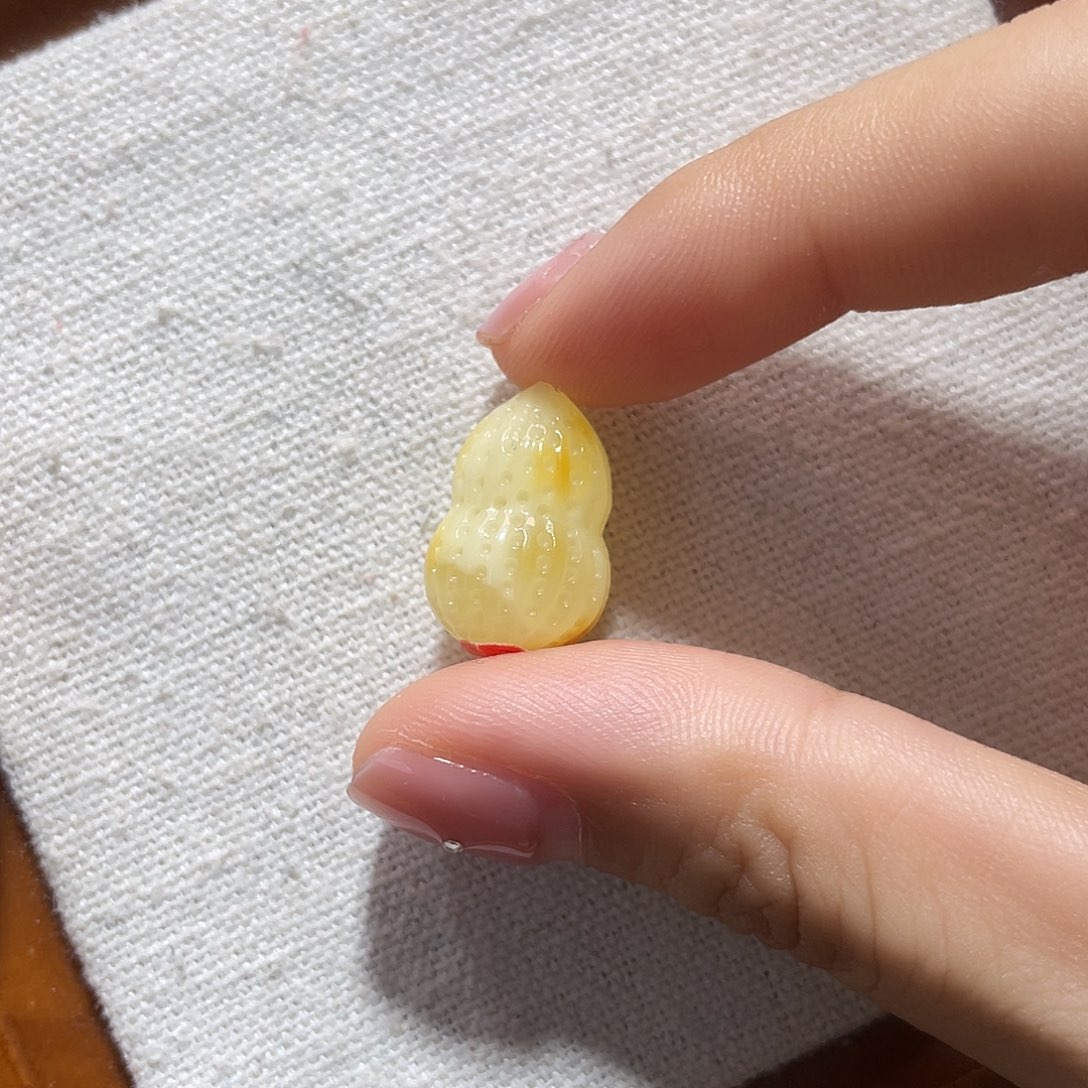 琥珀未镶嵌裸石花生