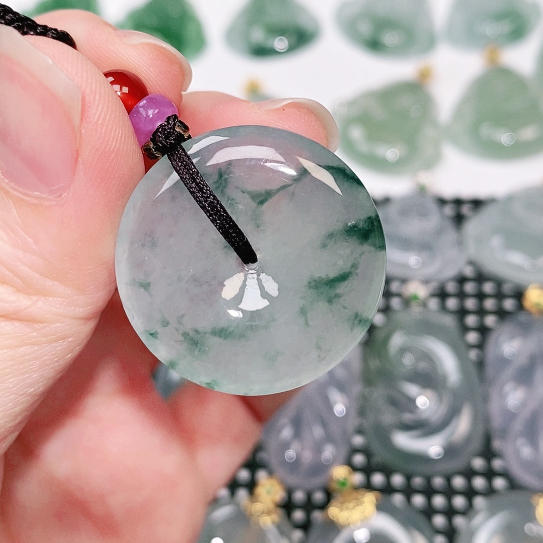 翡翠未镶嵌颈饰28.3/5.7