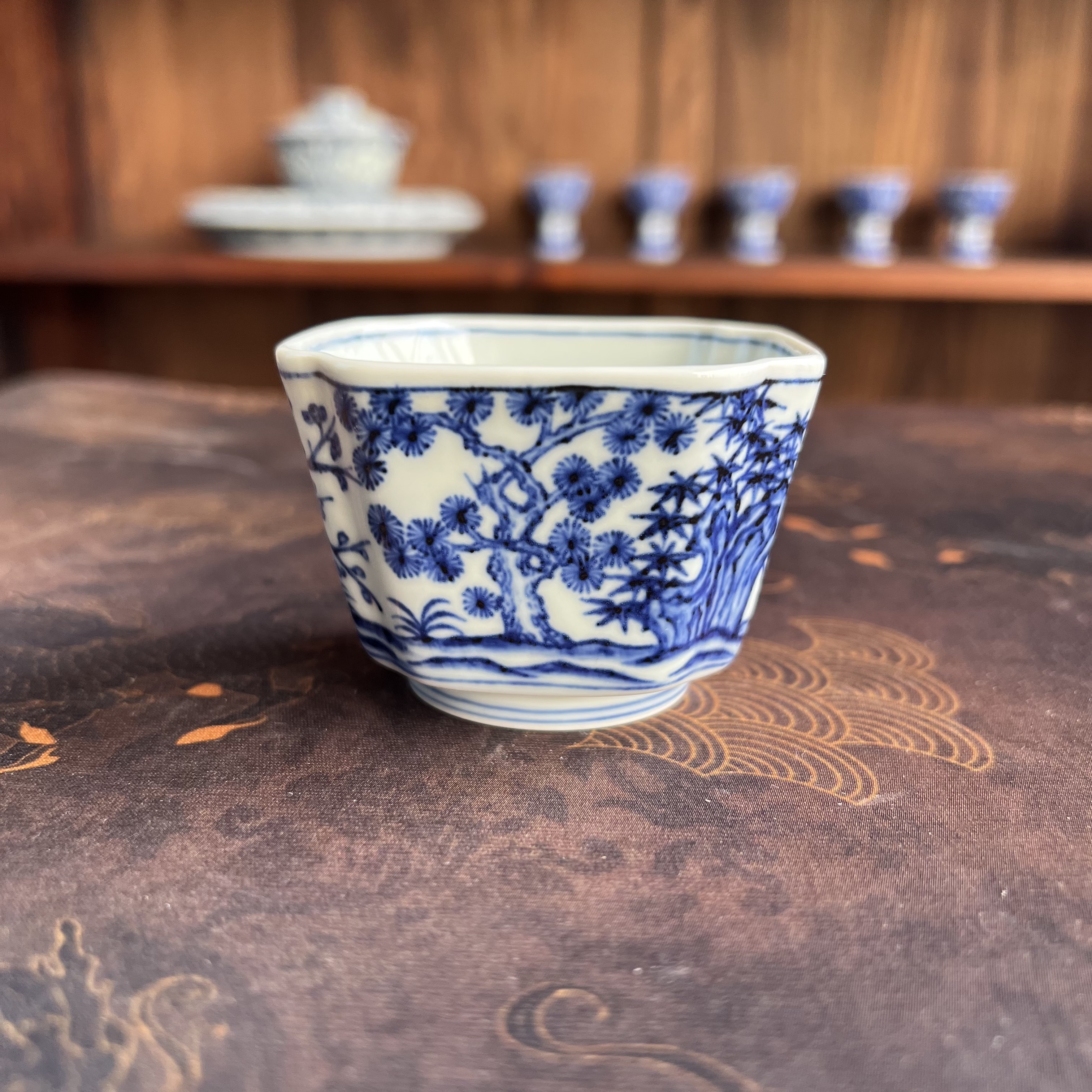 舜瓷天工一品松竹梅四方杯手绘花纹主人杯柴窑