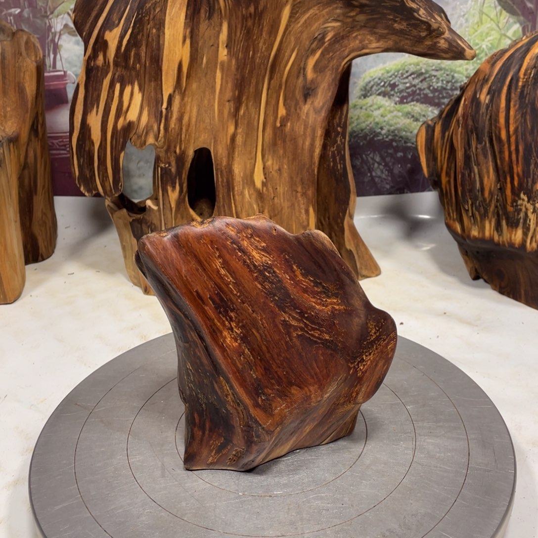 一***尘木清凉薄荷药香味随形摆件，土埋老料自然香韵造型独特