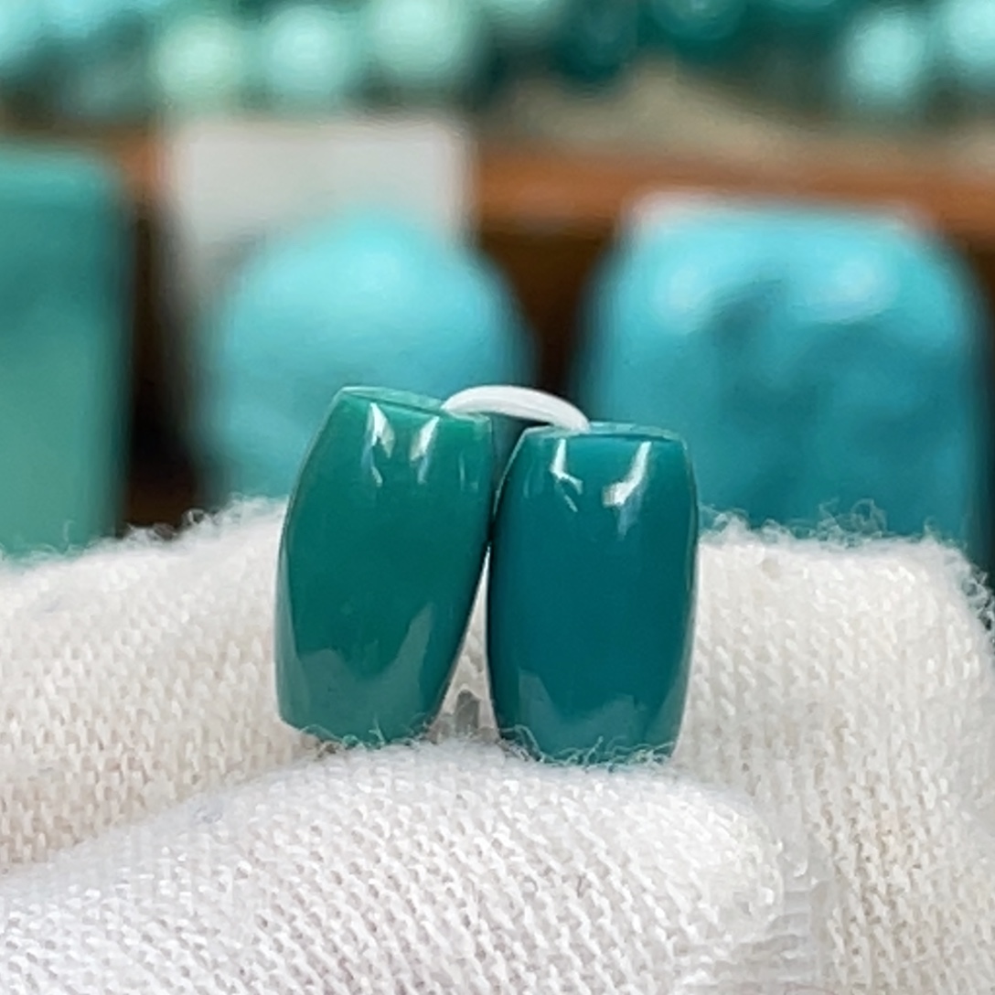 绿松石未镶嵌挂件