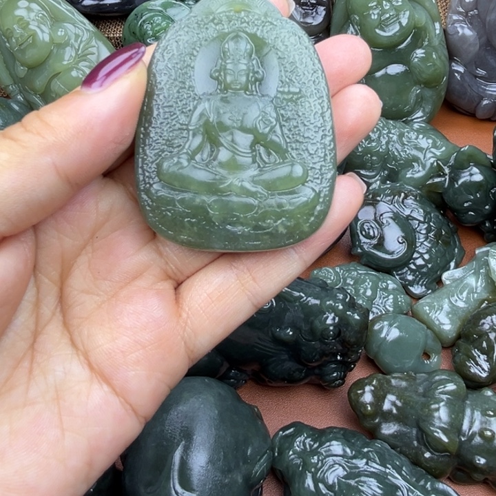 和田玉未镶嵌挂件