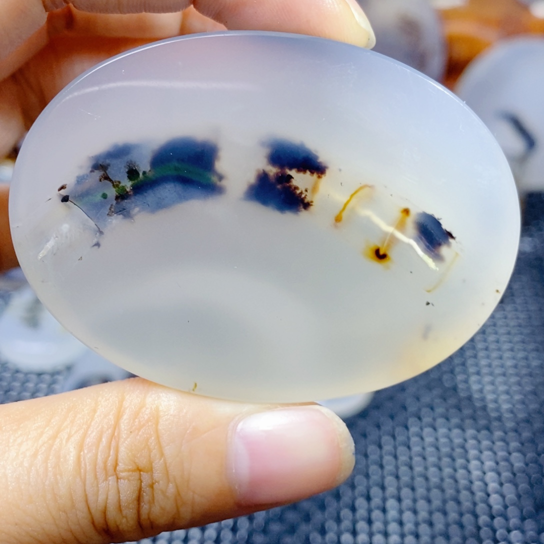 玛瑙/玉髓未镶嵌珠宝奇石