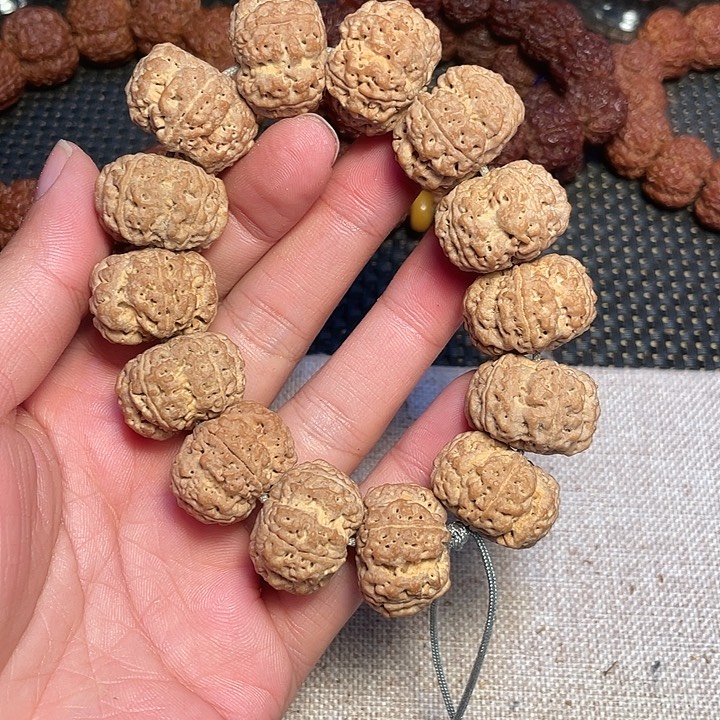 慢***行金刚菩提吊坠金刚