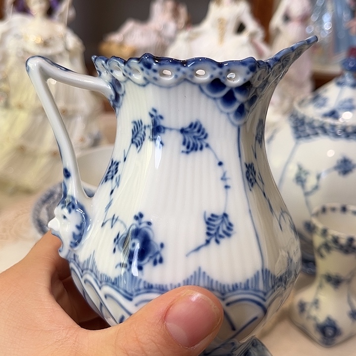 杯欧洲中古瓷器摆件