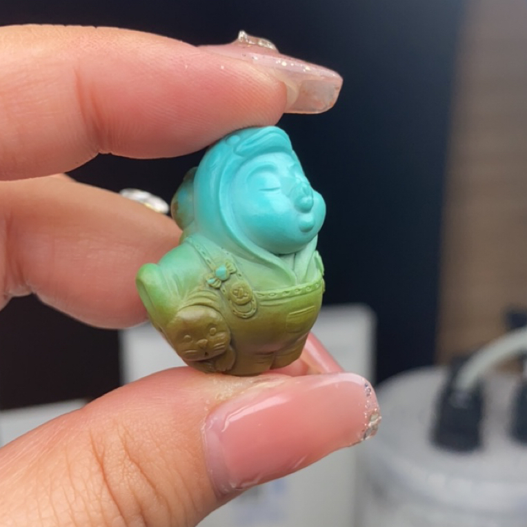 手工雕刻干料俏色巧雕绿松石