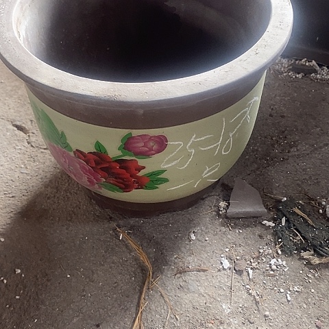 紫砂中国宜兴紫砂花盆，