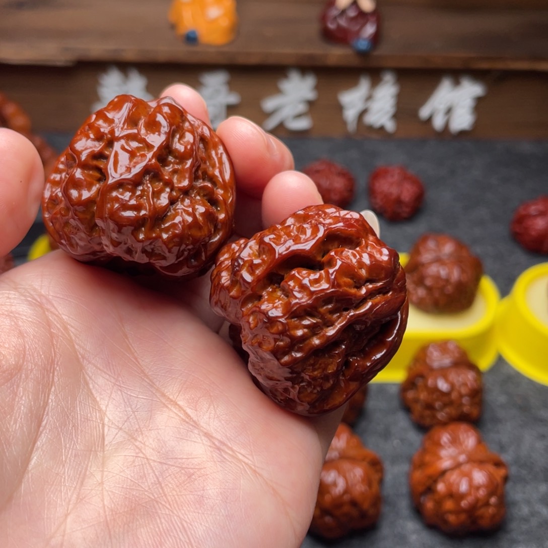 文玩核桃吊坠文玩核桃 手把件 蛤蟆头 38