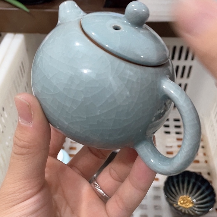 陶瓷茶具全部清清完回家过年