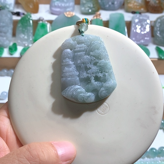 翡翠未镶嵌颈饰15