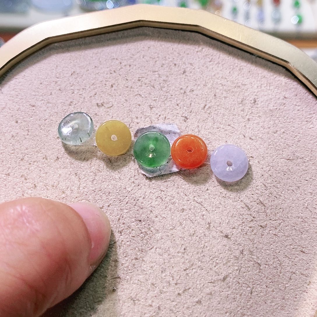 【闪购商品】翡翠挂件未镶嵌裸石