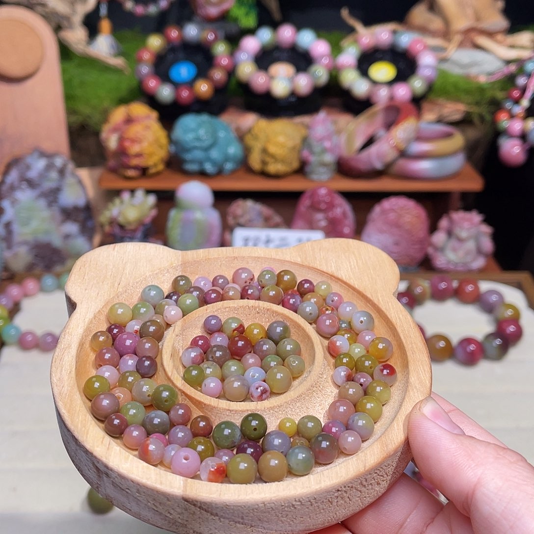 花***忆玛瑙/玉髓未镶嵌珠宝半成品盐源玛瑙福利珠