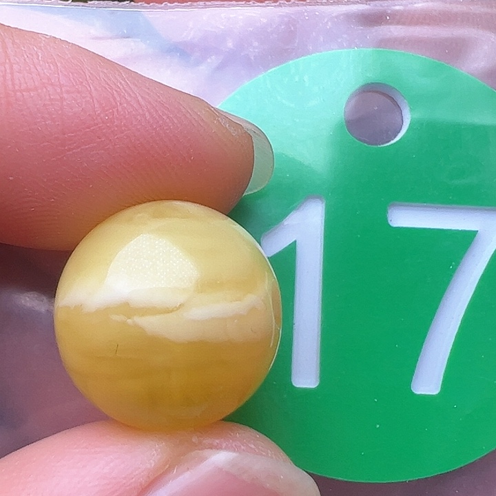 蜜蜡裸石未镶嵌金沙15m m