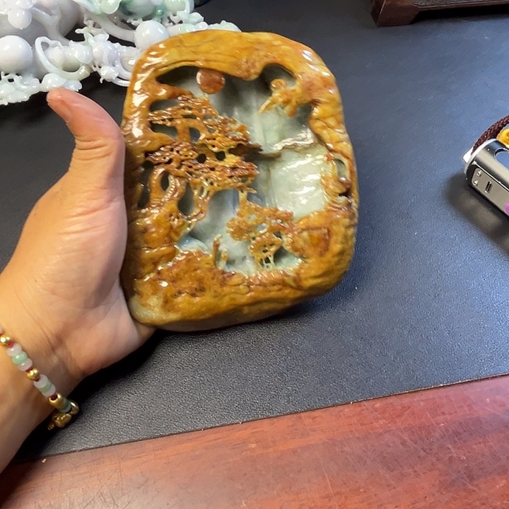翡翠摆件未镶嵌翡翠